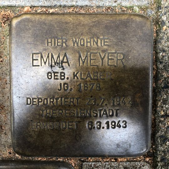Stolperstein en memoria de Emma Meyer