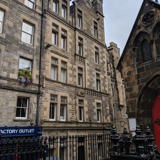 4 Upper Bow, Edinburgh