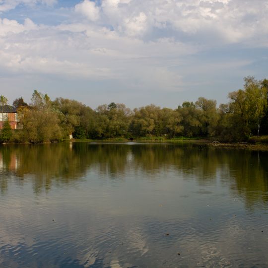 Большой пруд