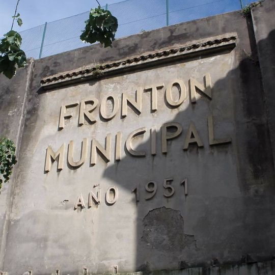Frontón De Los Tilos