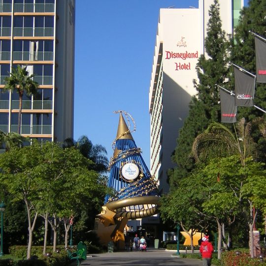 Disneyland Hotel