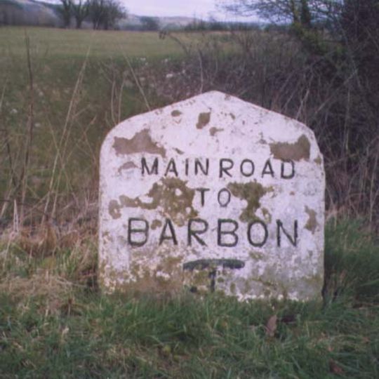 Guidestone, Jct road to village