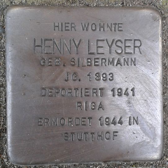 Stolperstein en memoria de Henny Leyser