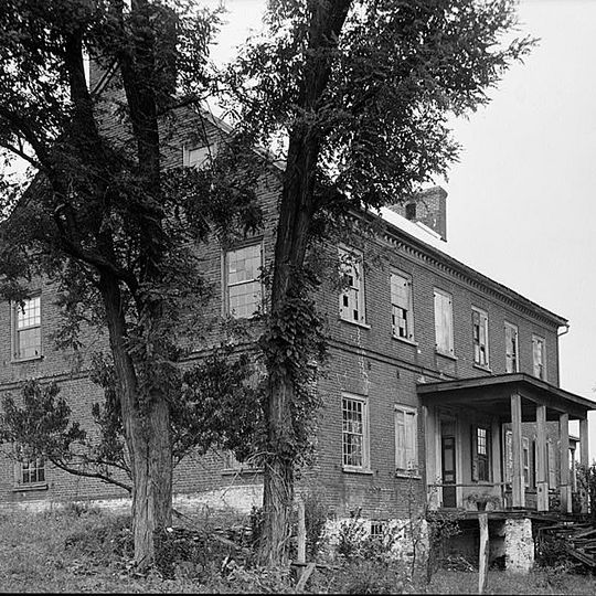Amelung House and Glassworks