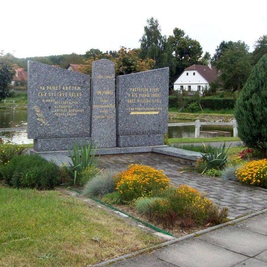 Pomník padlým v Milešově