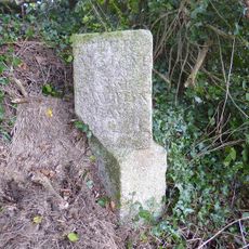 Guidestone, Callington Road, by Martin's Cottage, 60m W of town sign