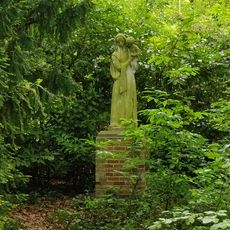 Statue