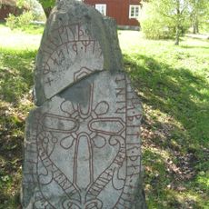 Södermanlands runinskrifter 210