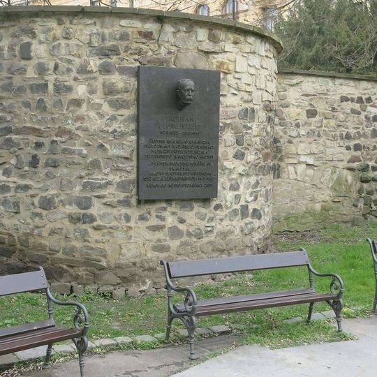 Pamětní deska Ferdinanda Blumentritta v ulici Na Valech v Litoměřicích