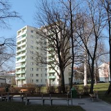 Marianne und Oscar-Pollak-Hof