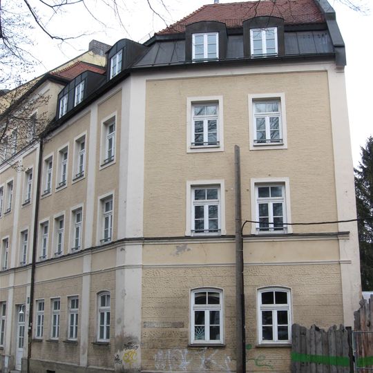 Mietshaus