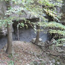 Loggia Cave