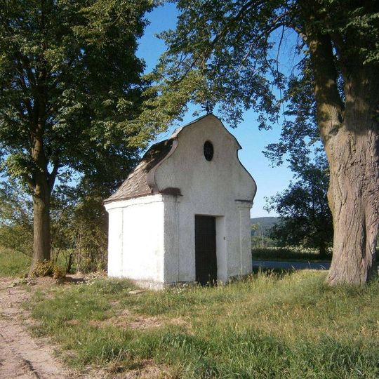 Kaplička svatého Josefa severně od Bohuslavic