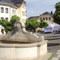 Kašna na náměstí T.G.Masaryka v Kamenickém Šenově