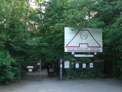 Entrance 2