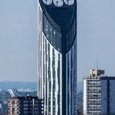Strata SE1