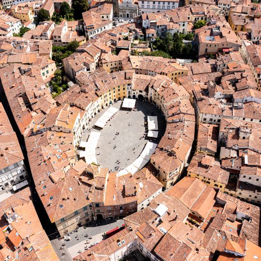 Piazza dell'Anfiteatro