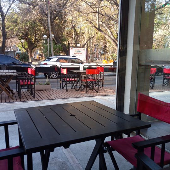 Korner Square SRL