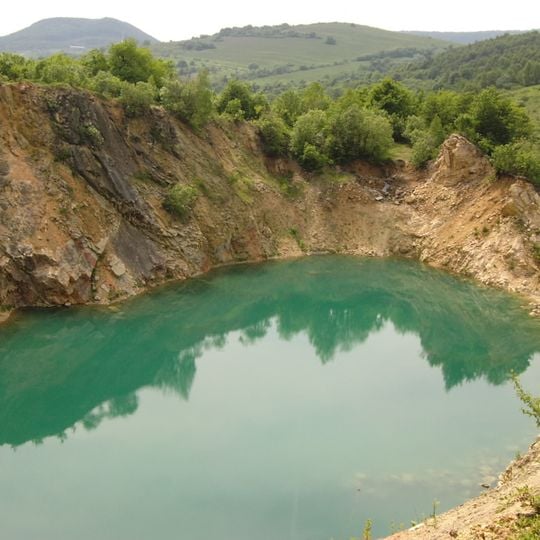 Beňatinský travertín