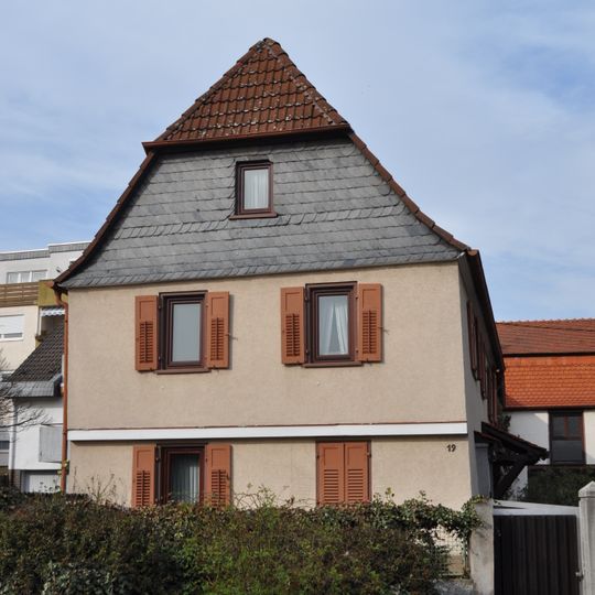 Giebelständiges Fachwerkwohnhaus