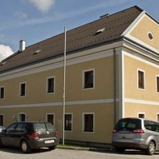 Miethaus, ehemaliges Spital