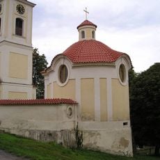 Kaple sv. Kříže ve Středoklukách