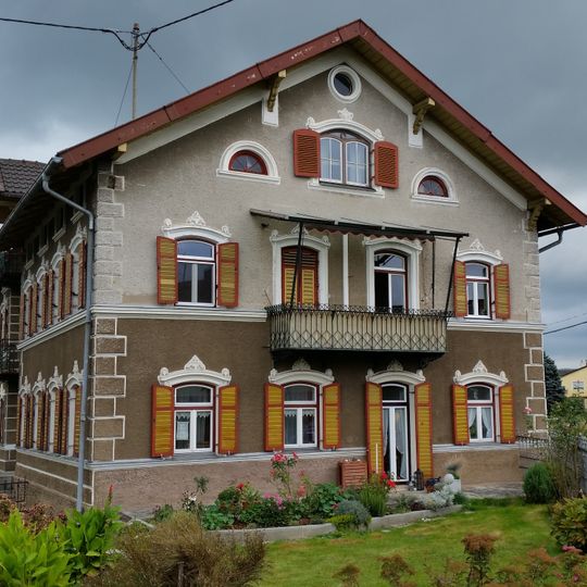 Ehemals Bauernhaus, jetzt Wohnhaus
