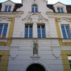 Griesbadgasse 16, 18