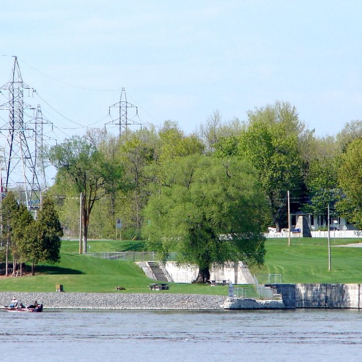 Écluse du canal Carillon