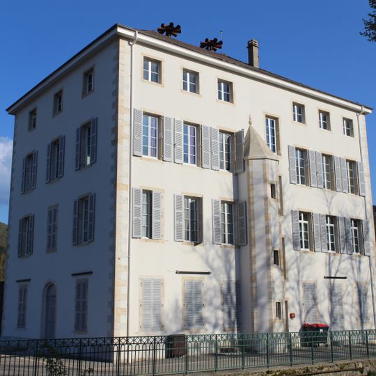 Town hall of Montréal-la-Cluse