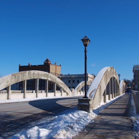 Cambridge Main Street Bridge