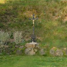 Kříž v Tepelské ulici v Bečově