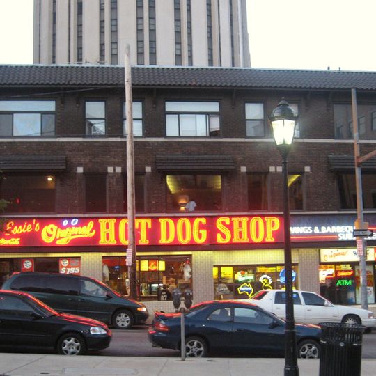 Essie's Original Hot Dog Shop