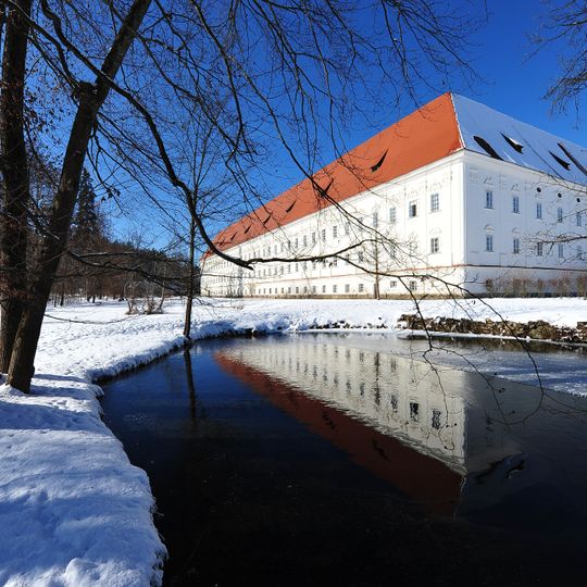 Gymnasium, ehem. Zisterzienserstift