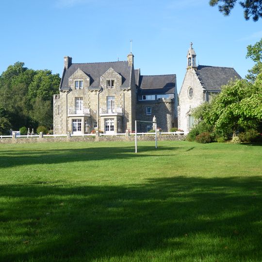 Chapelle du manoir de Kerplouz