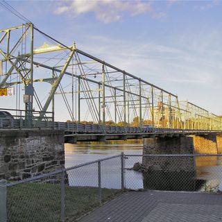 Calhoun Street Bridge