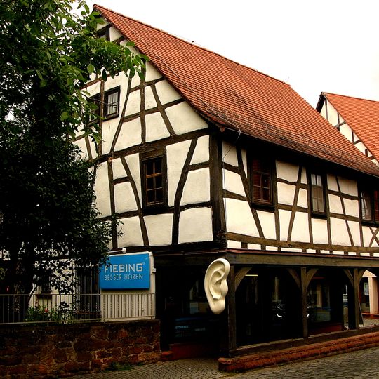 Untere Pfarrgasse 13-15