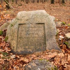 Lichtenštejnský památník v Polici v lese pod Malou Polankou