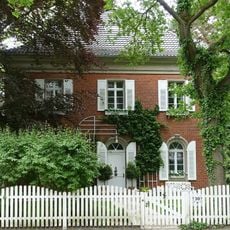 Hohenzollernstraße 10