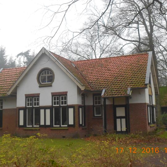 Huize Bronlaak: dienstwoning