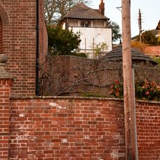 The Cottage And Umbrella Cottage