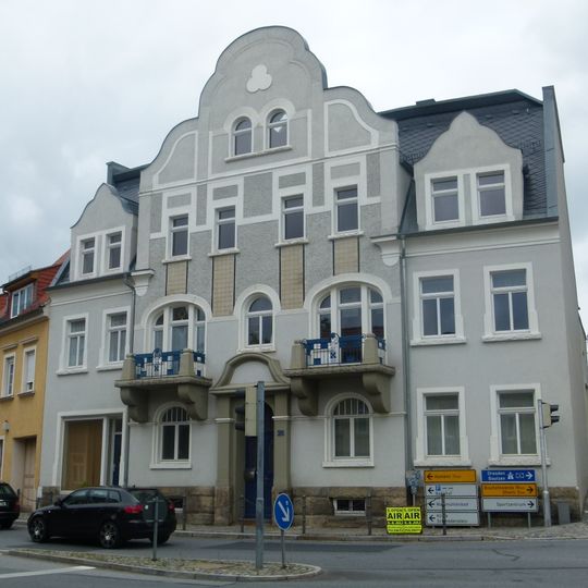 Wohnhaus in halboffener Bebauung Wettinstraße 26