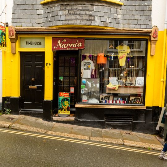 Timehouse: The Timetravellers Museum & Narnia Totnes Shop