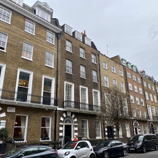 127-131, Harley Street W1