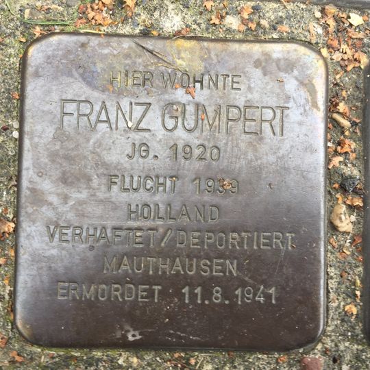 Stolperstein en memoria de Franz Gumpert