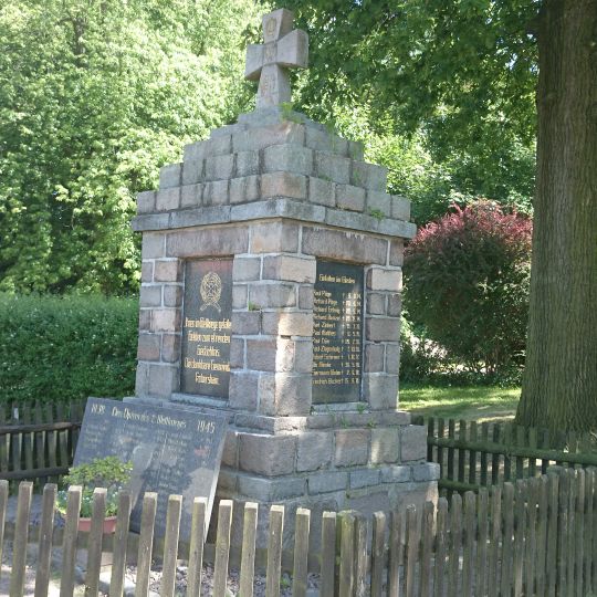 Denkmal für die Gefallenen des Ersten Weltkrieges Neue Hauptstraße -