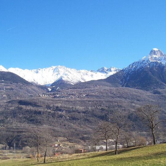 Monte Tredenus