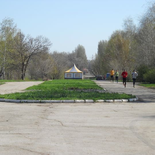 Molodezhnyi park