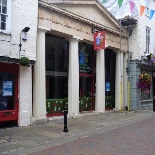 294 And 29B, St Margaret's Street