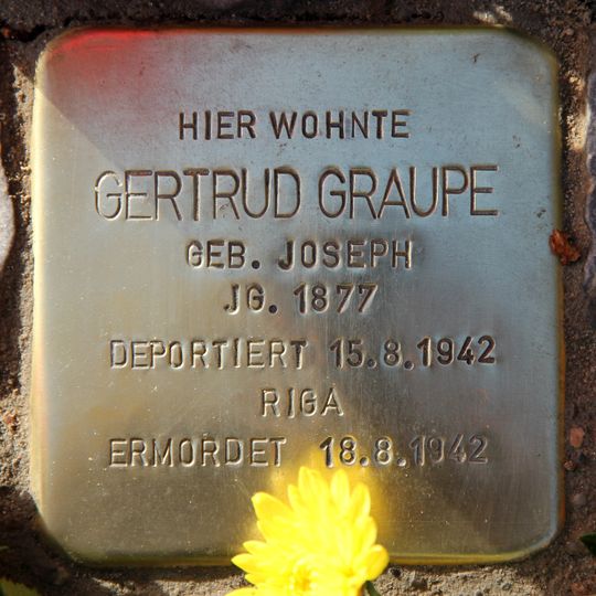 Stolperstein en memoria de Gertrud Graupe